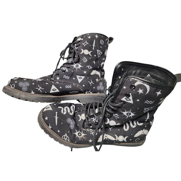 Hot Topic Celestial Ouija Board Magical Combat Boots Size 9 Occult Cloth - Picture 4 of 7